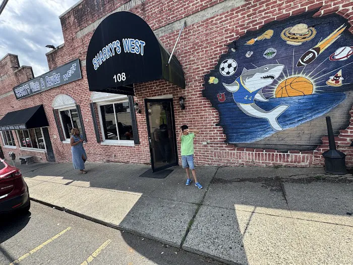 Sharky's West Picture 3