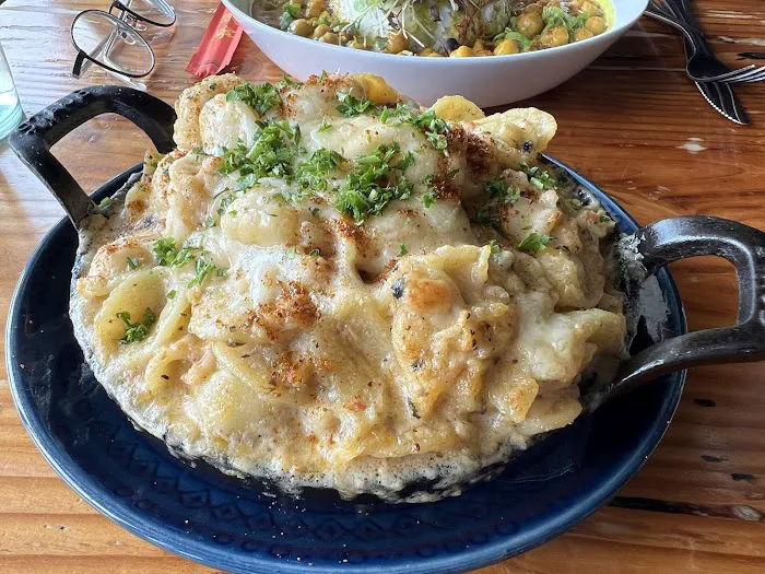 An Artistic Taste Picture 5