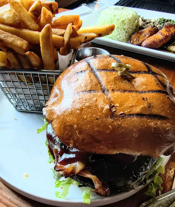 An Artistic Taste Picture 3