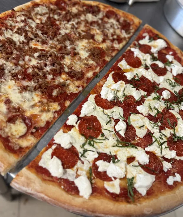 Rrapi's of Arthur Ave Pizza Picture 3