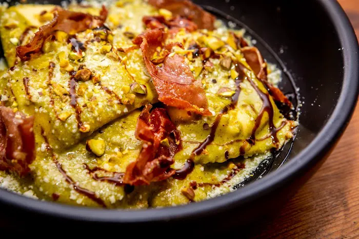 Roam Food Truck Picture 5