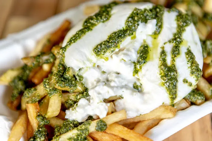 Roam Food Truck Picture 4