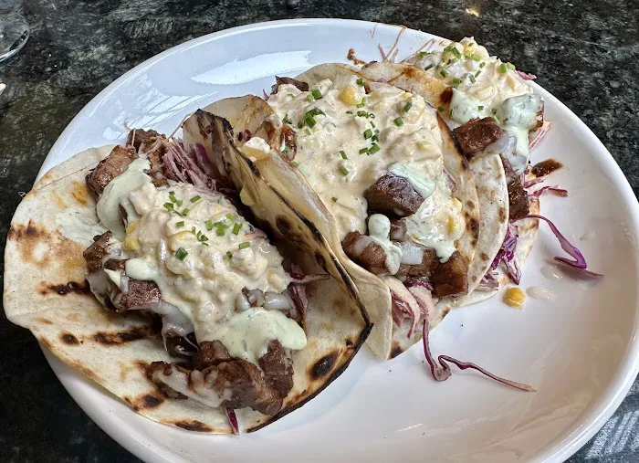 Eddie's Roadhouse Picture 3