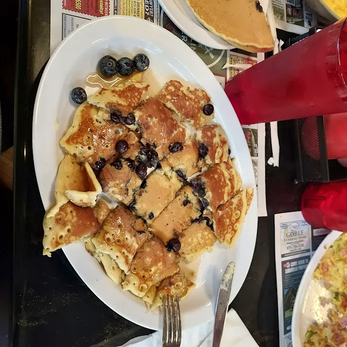 G's Warwick Diner Picture 10