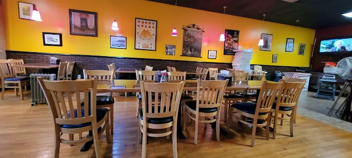 Franico's Pizzeria & Restaurant - Warwick NY Picture 2