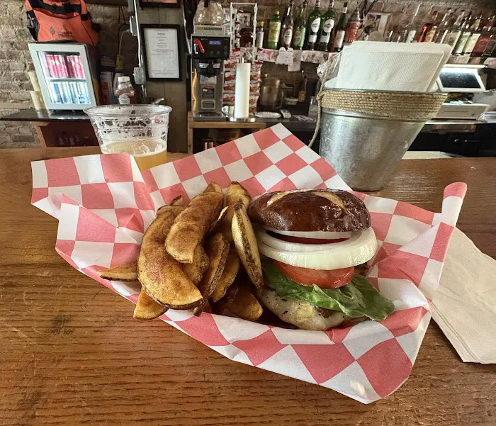 Mattingly's Tavern Picture 3