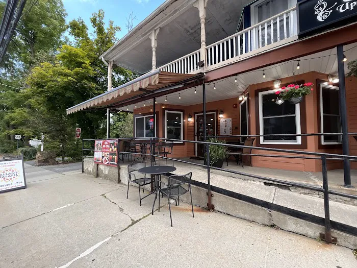 Allan's Falafel Picture 3