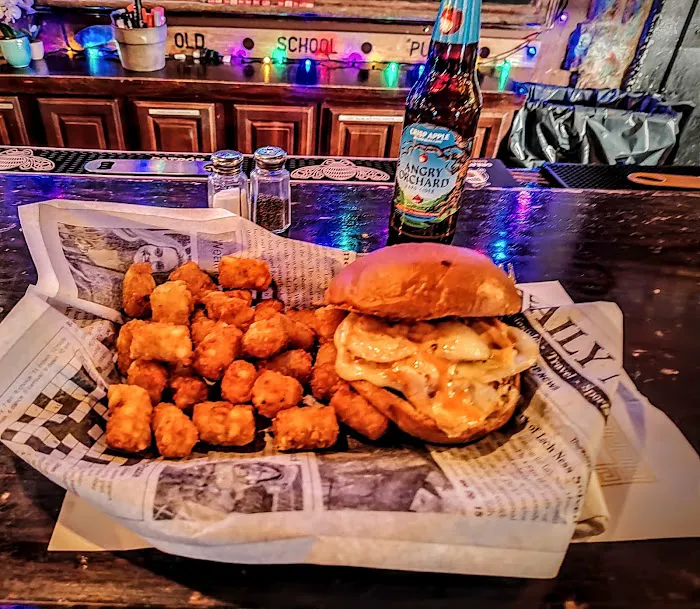 Old School Pub & Grill Picture 1