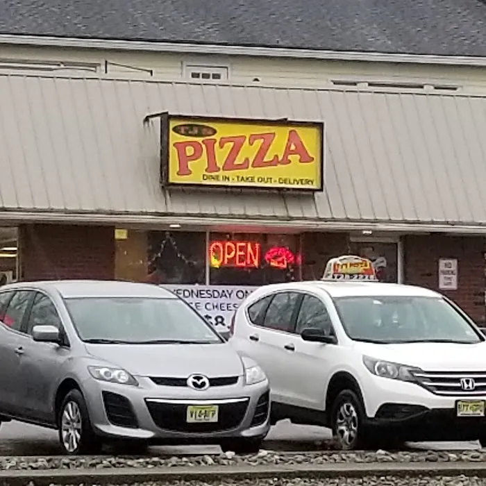 TJ's Pizza Cafe Picture 5