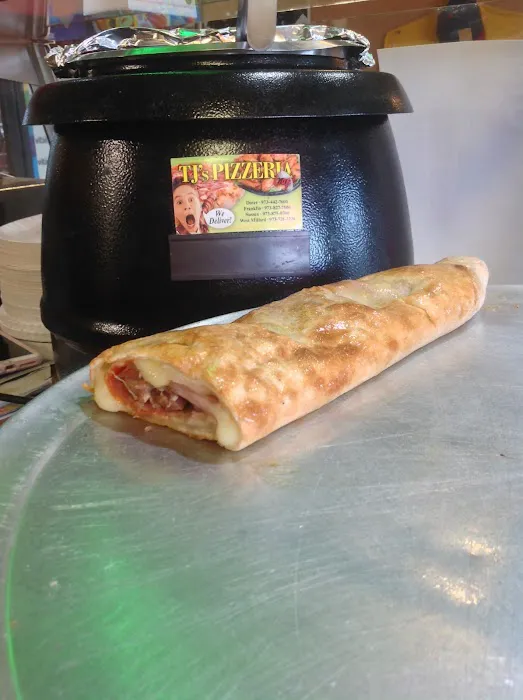 TJ's Pizza Cafe Picture 7