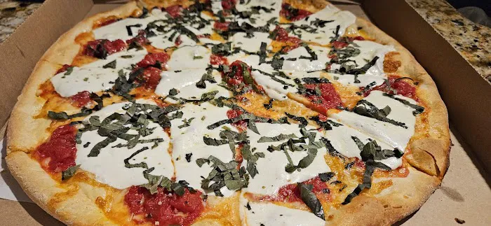 Amore Italian Pizza & Restaurant Picture 4