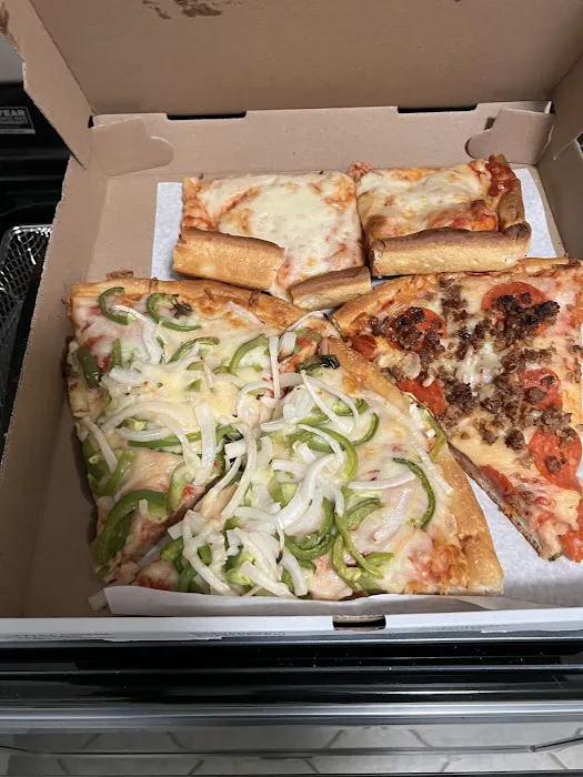 Amore Italian Pizza & Restaurant Picture 3