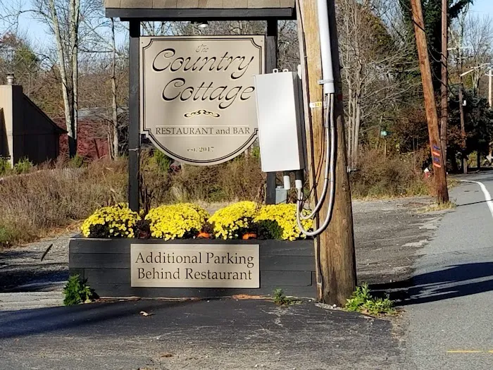 Country Cottage Picture 9