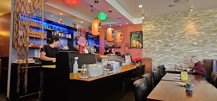 Mintea Sushi Asian Bistro Picture 6