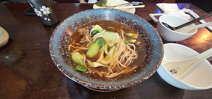 Mintea Sushi Asian Bistro Picture 4