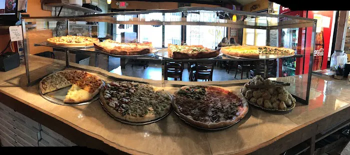 Il Torrente's Pizza Picture 9