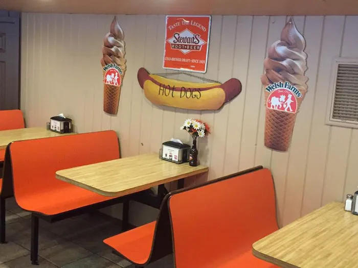 Denville Dog & Grill Picture 4