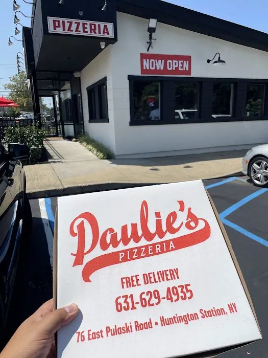 Paulie's Pizzeria Picture 4