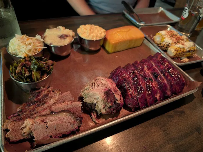 Old Fields Barbecue Huntington Picture 2