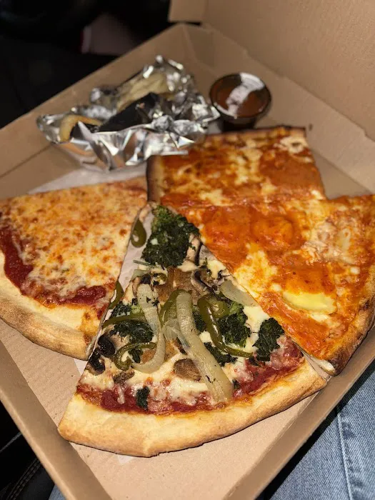 Rosa's Pizza Picture 5