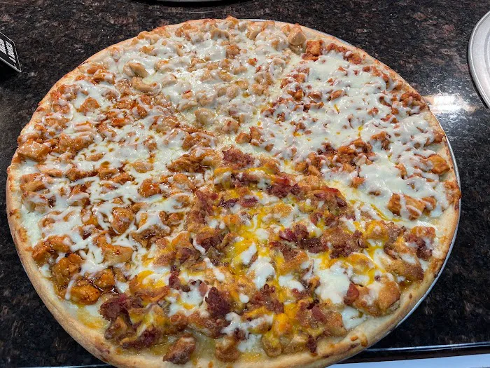 Henry's Pizza Picture 5