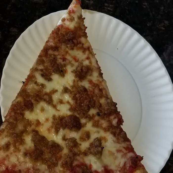 Henry's Pizza Picture 3