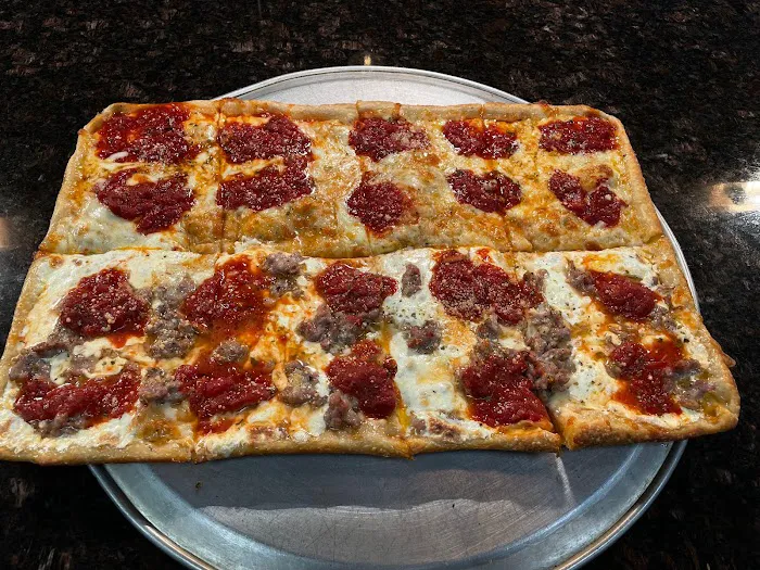 Henry's Pizza Picture 10