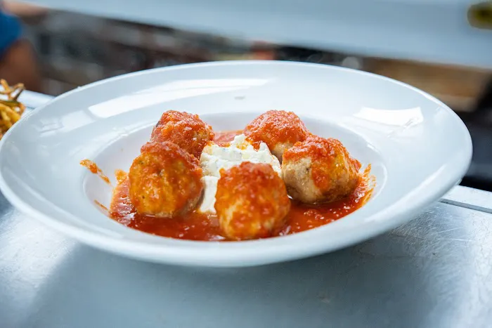 Patrizia’s Marquee Commack Picture 1