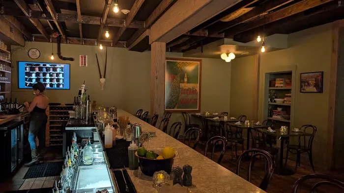 The Georgetown Owl Saloon & Restaurant Picture 5