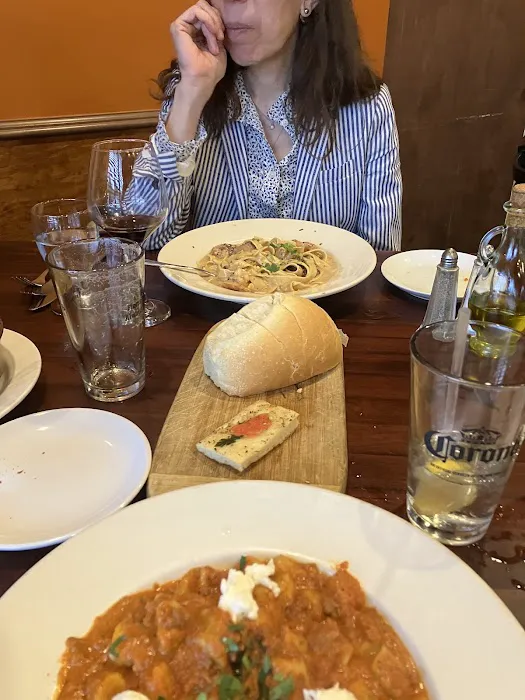 Lombardi's Trattoria Picture 4