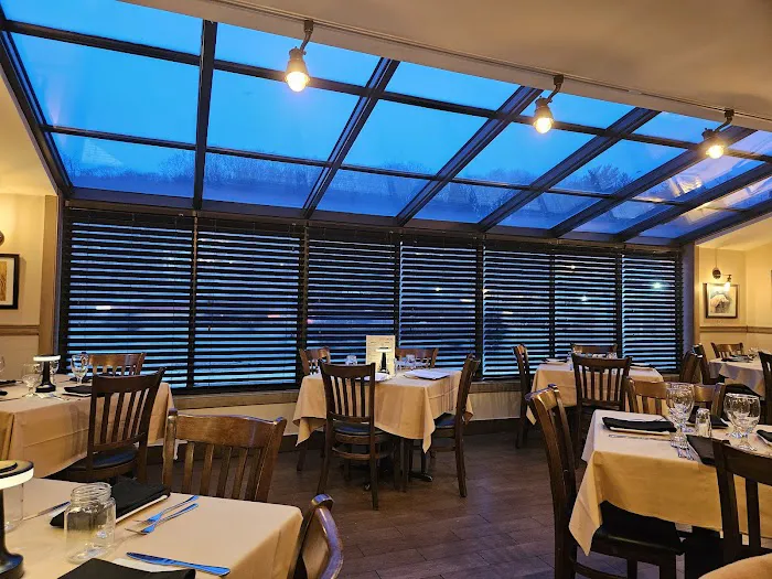 Barn Door Restaurant Picture 3