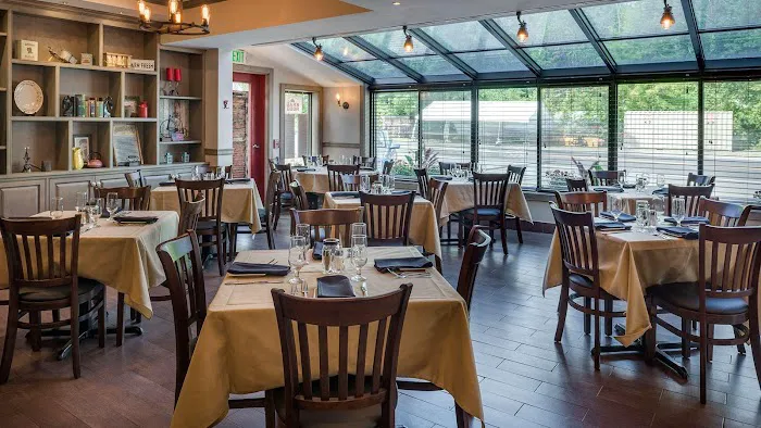 Barn Door Restaurant Picture 4