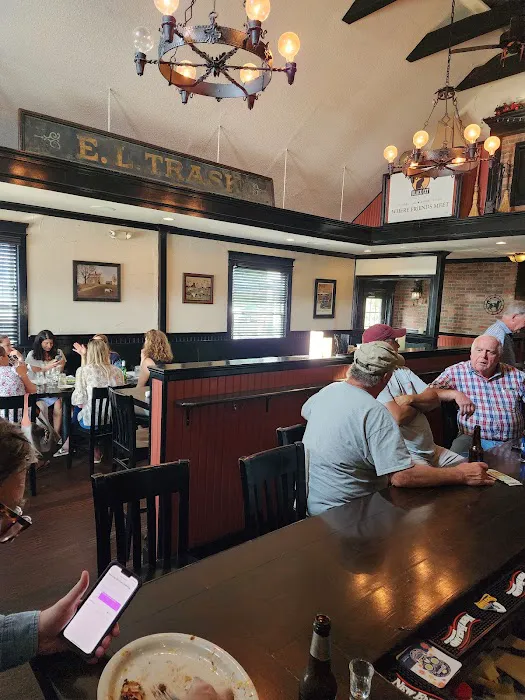 Black Cat Grille Picture 6