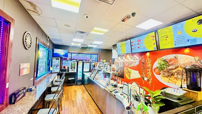 Halal Boyz restaurant Picture 8