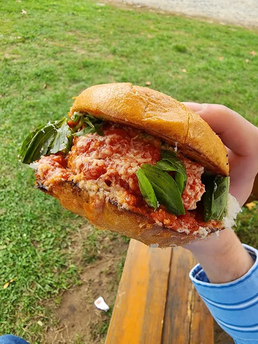 The Bus at Salinger's Picture 10