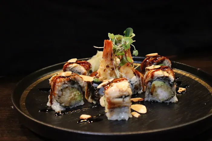 SOTO Sushi & Hibachi Lounge Picture 4