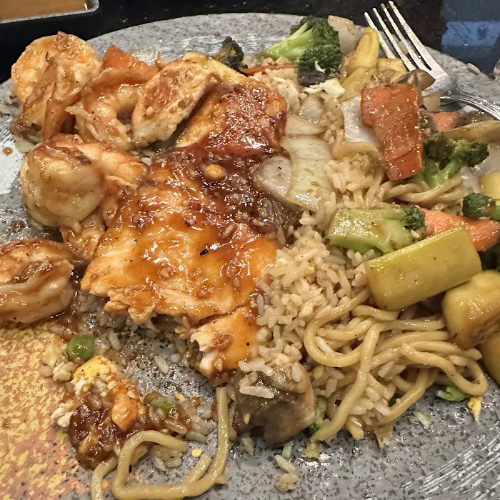 SOTO Sushi & Hibachi Lounge Picture 10