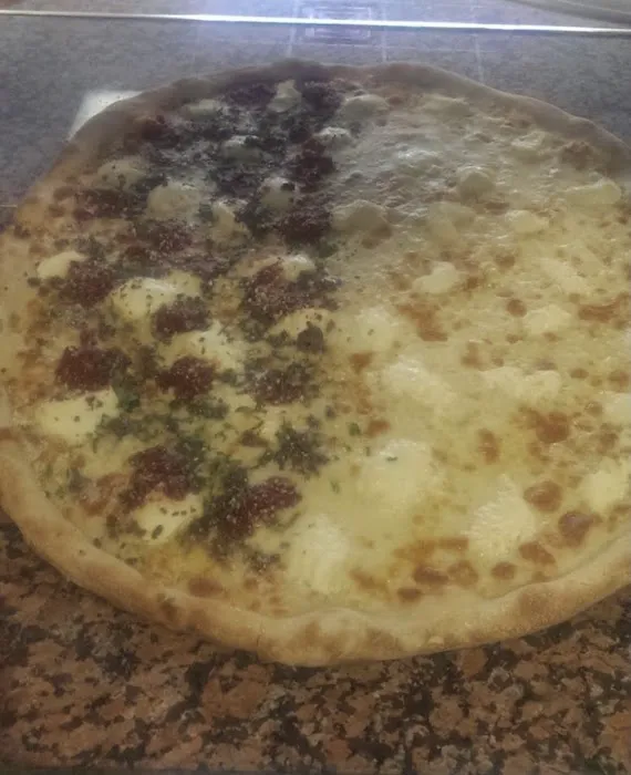 Five Brothers Pizza and Pasta Picture 1