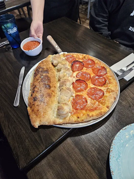 Diamond's Deli (D&D) & Brick Oven Pizza Picture 9