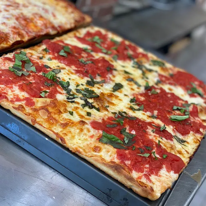 Leonardo's Pizza Picture 10