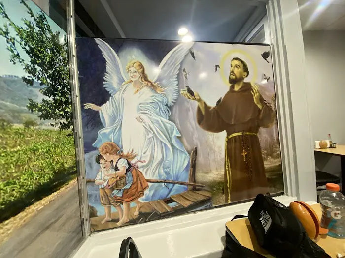 El Salvador Restaurant Picture 9