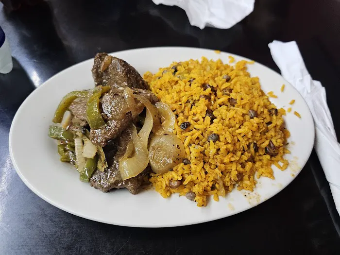 Collado Restaurant Picture 1