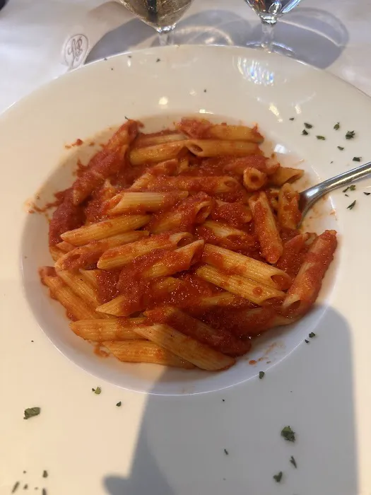 La Piazza Cucina Italiana & Wine Bar Picture 7