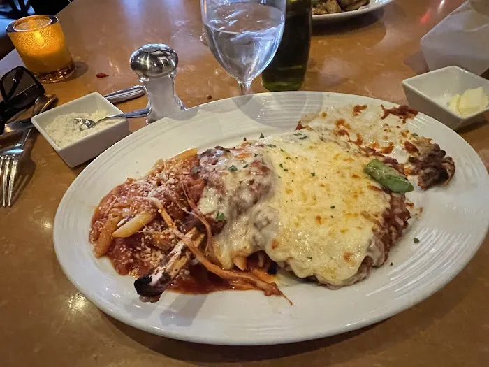 La Piazza Cucina Italiana & Wine Bar Picture 3