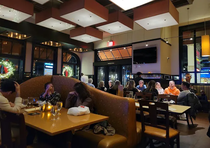 La Piazza Cucina Italiana & Wine Bar Picture 4