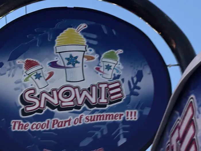 Snowie of Putnam Picture 9