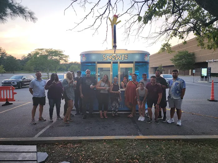 Snowie of Putnam Picture 6