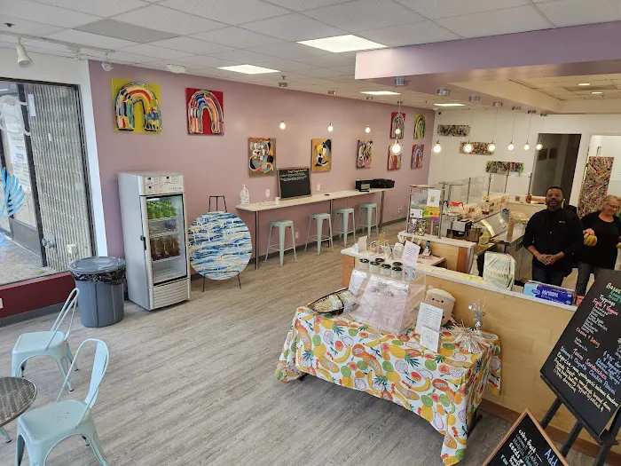 Shimmy’s Açaí Picture 7