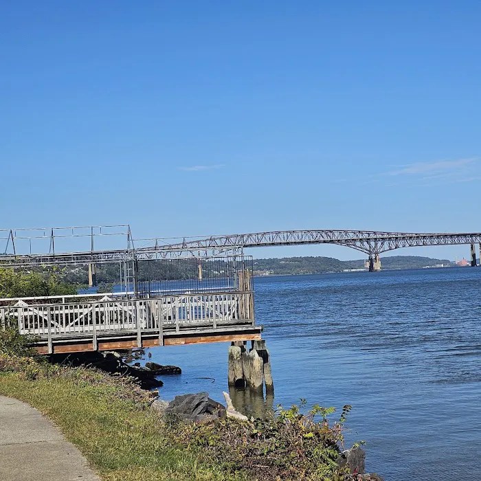 Blu Pointe Picture 9