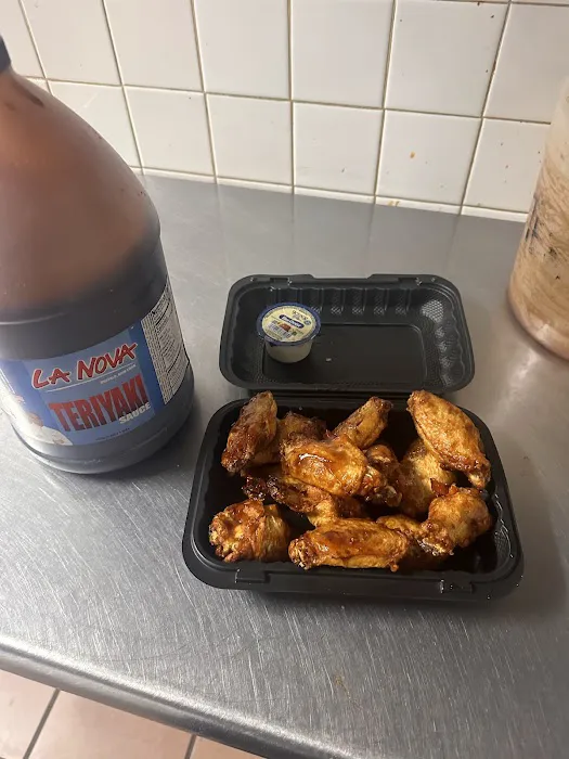 Eddie's Gourmet Pizza Picture 3